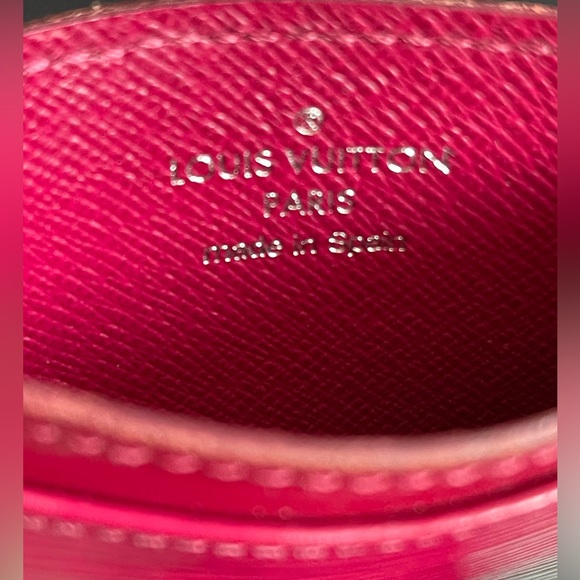 Louis Vuitton epi cardcase holder - Picture 6 of 12